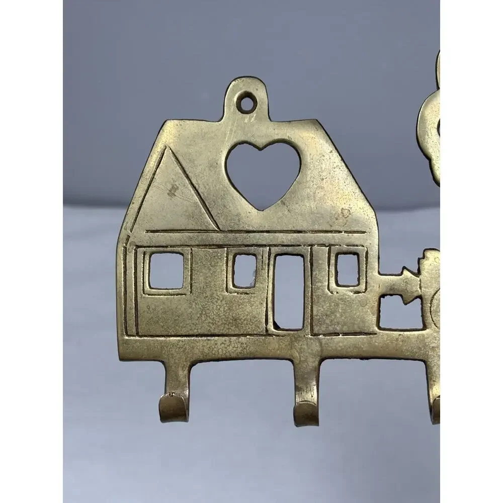 Vintage Brass HOME Family Key Holder Hanger 6 Inches Across‎